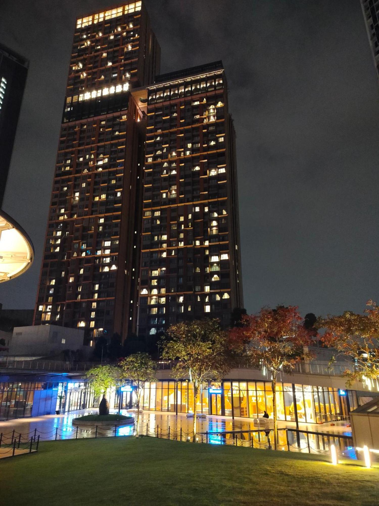 Lucentia Residence Bbcc @ Lalaport 쿠알라룸푸르 외부 사진